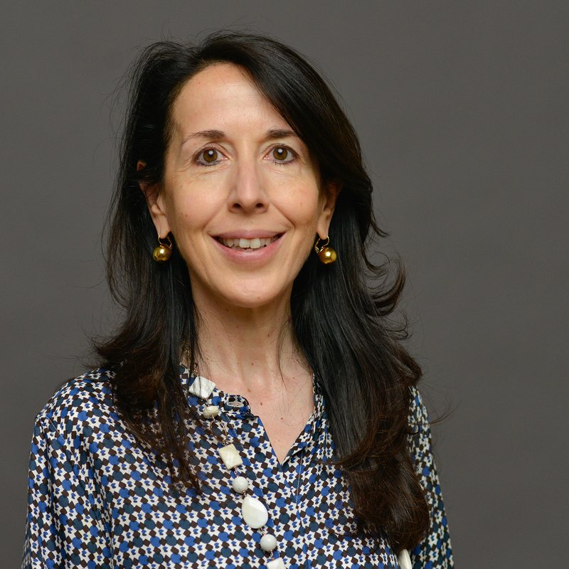 Photo of Alessandra Buonanno