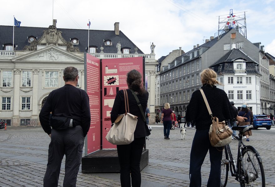 Comics on public display at Kongens Nytorv