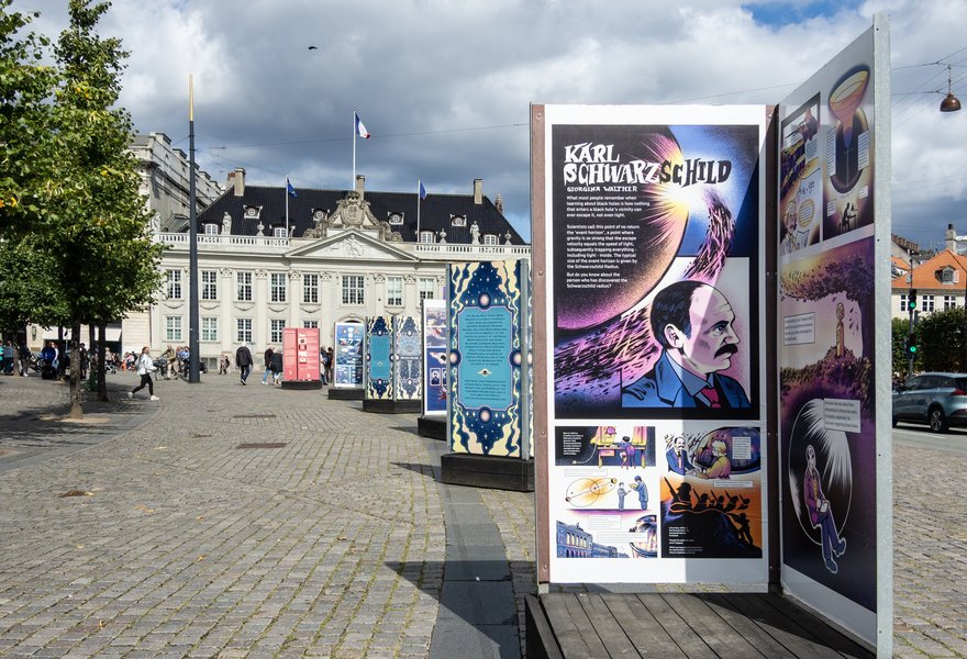 Comics on public display at Kongens Nytorv