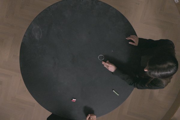 Still from the video "Gravitating Gestures" by artist Sjoerd Knibbeler